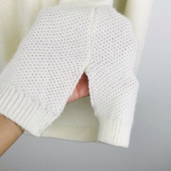 Camber & Grace Off white Oversized Beautiful Lace Shoulder Sweater Dress XL - Picture 7 of 12